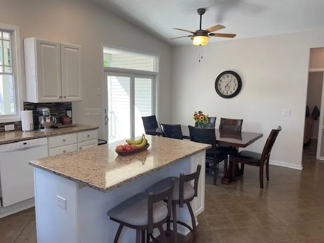 460 Summer Grv Drive Douglas, MI 49406