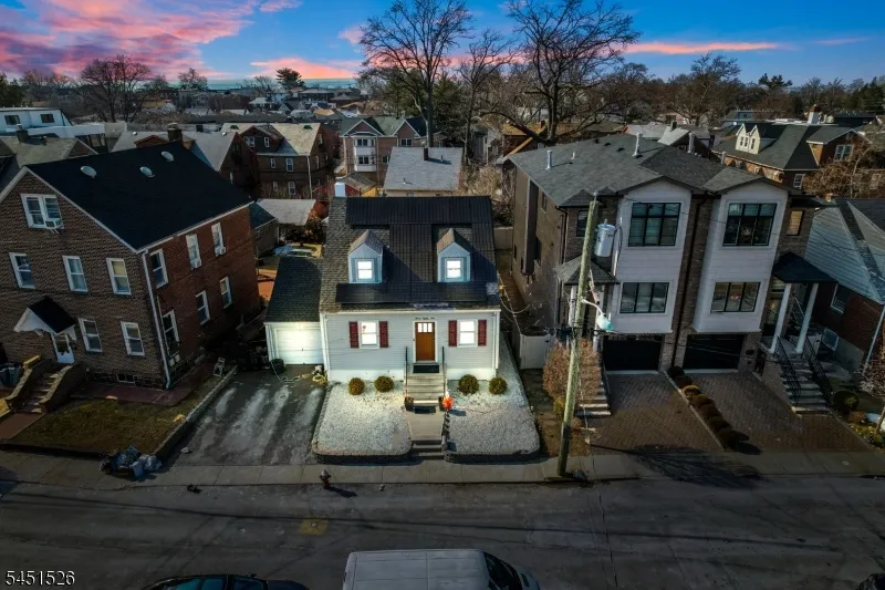 789 Harvard Pl Cliffside Park, NJ 07010