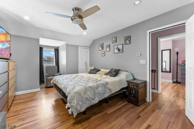 789 Harvard Pl Cliffside Park, NJ 07010