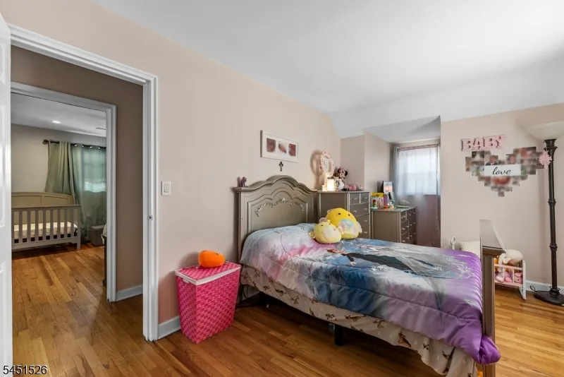 789 Harvard Pl Cliffside Park, NJ 07010
