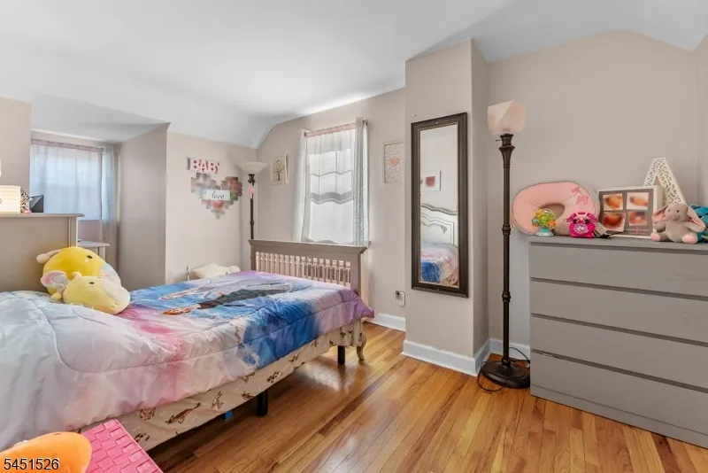 789 Harvard Pl Cliffside Park, NJ 07010