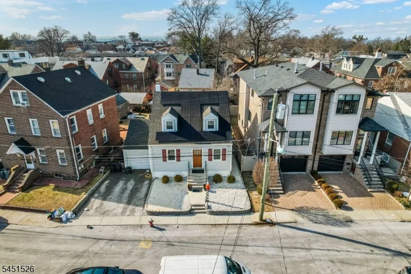 789 Harvard Pl Cliffside Park, NJ 07010