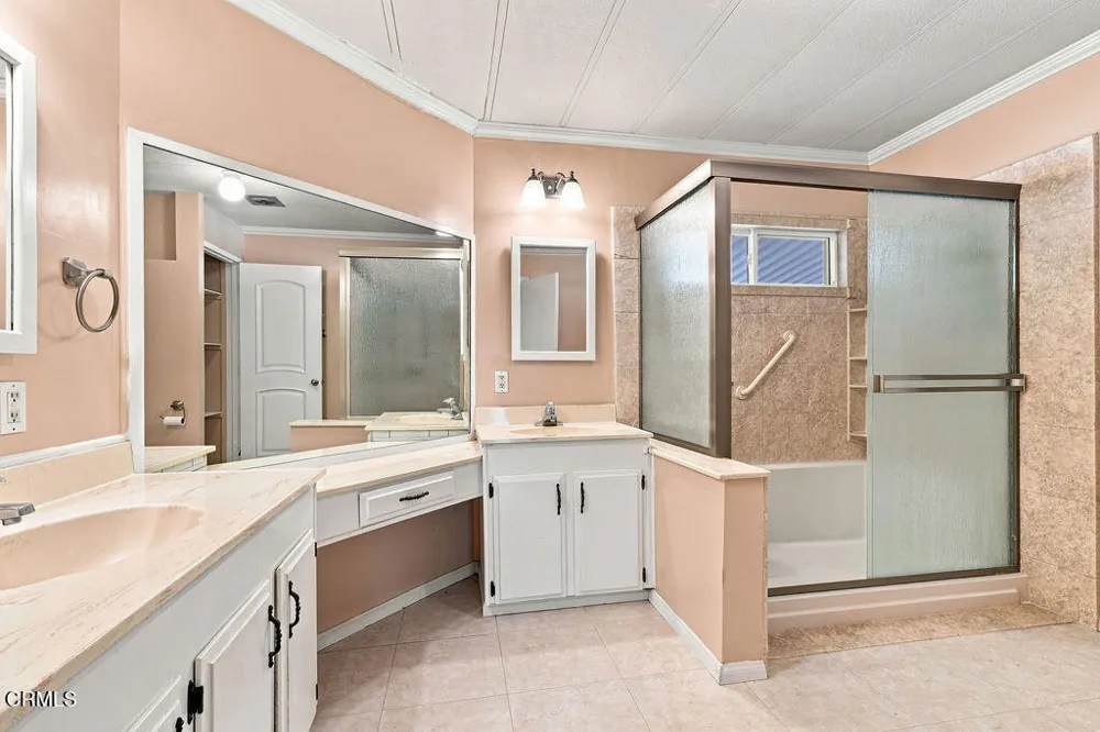 14 Tahquitz Court #213 Camarillo, CA 93012