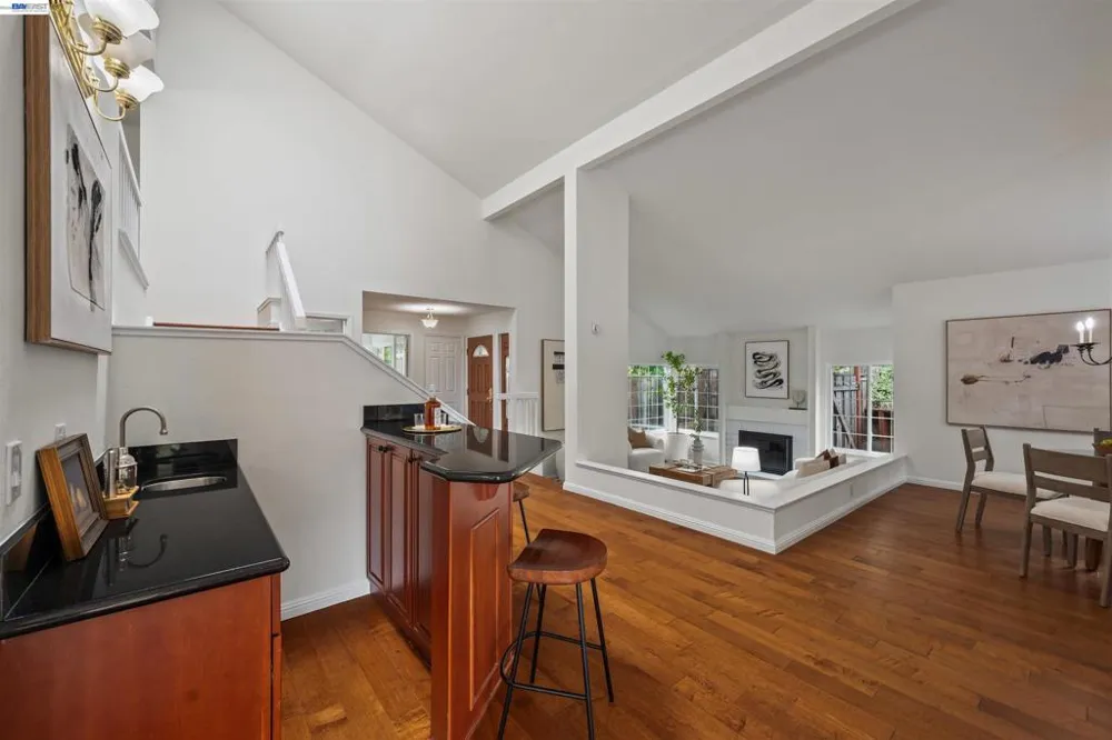 8172 Peppertree Ct Dublin, CA 94568