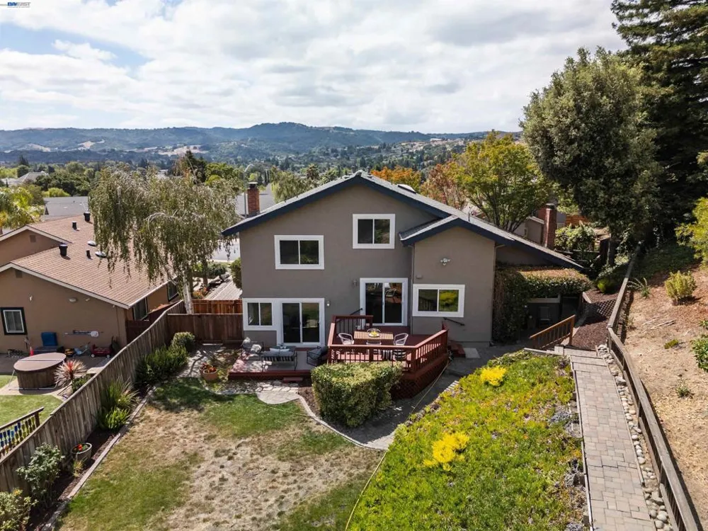 8172 Peppertree Ct Dublin, CA 94568