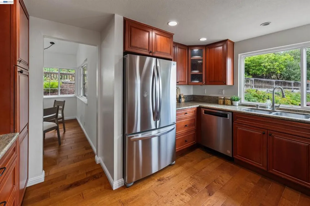 8172 Peppertree Ct Dublin, CA 94568