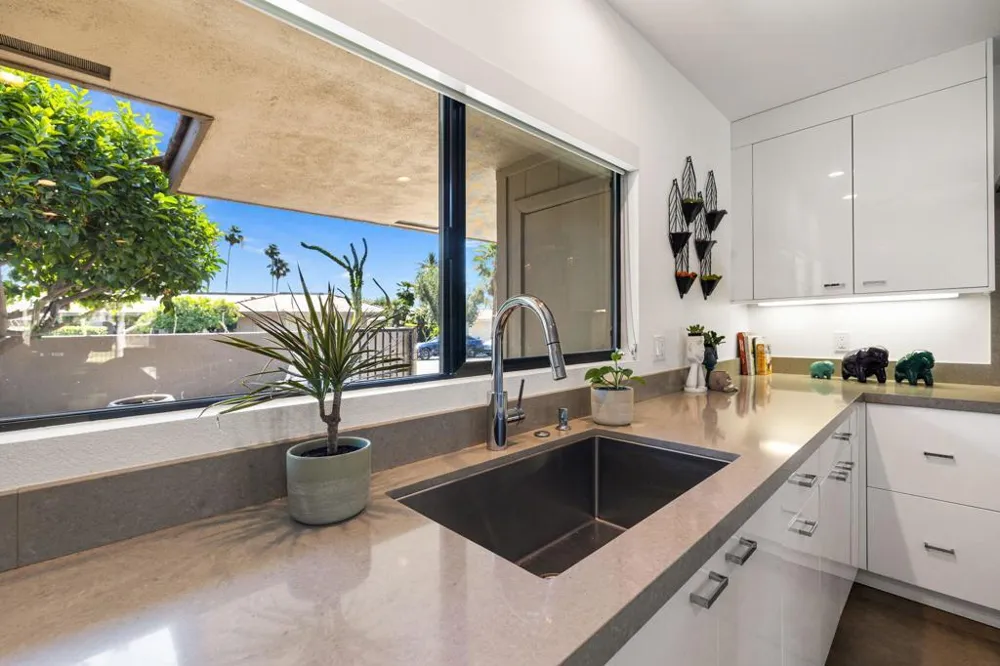 11 Whittier Court Rancho Mirage, CA 92270