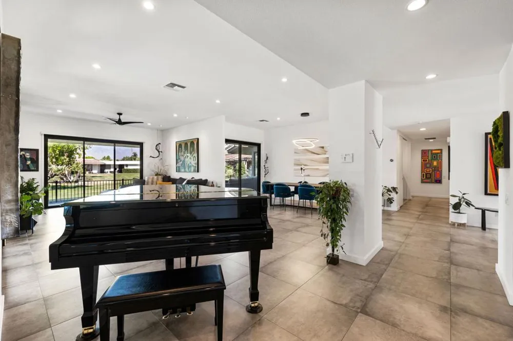 11 Whittier Court Rancho Mirage, CA 92270
