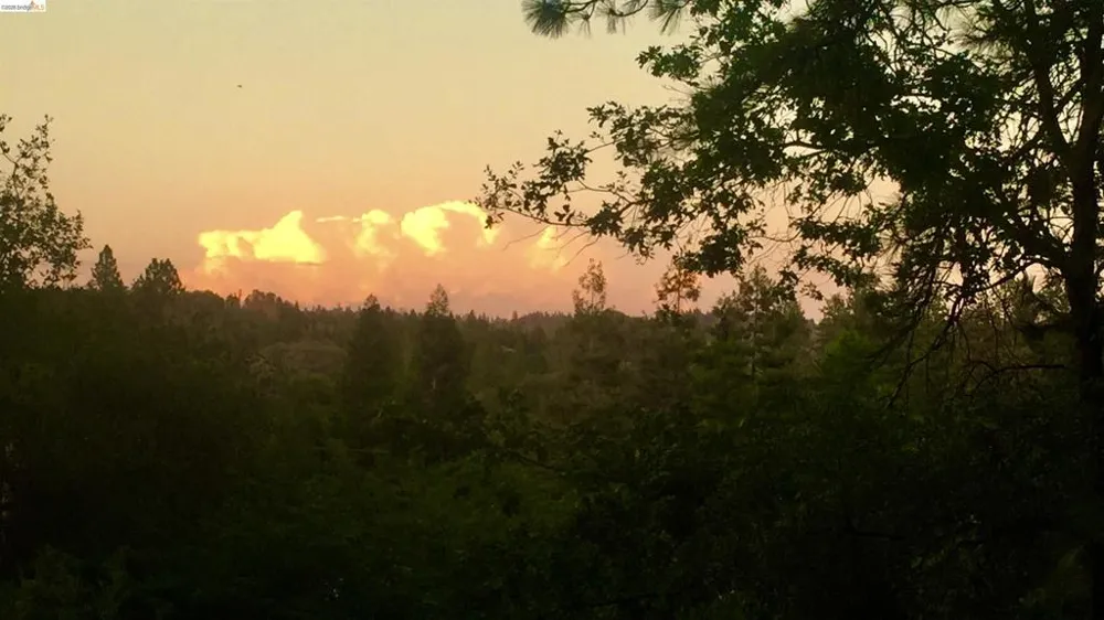 2360 Secret Ravine Trail Cool, CA 95614