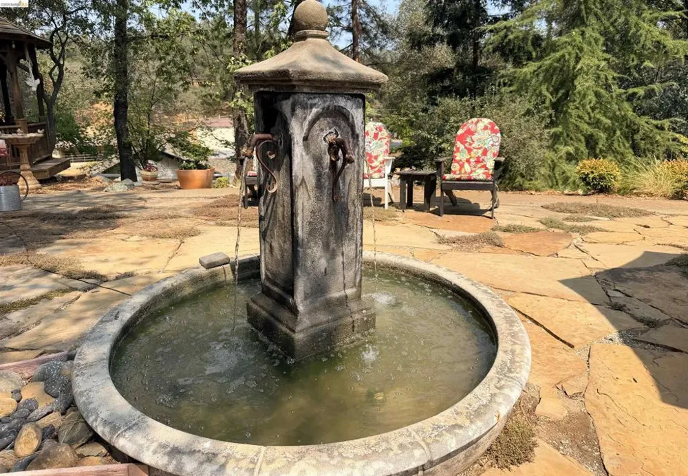 2360 Secret Ravine Trail Cool, CA 95614