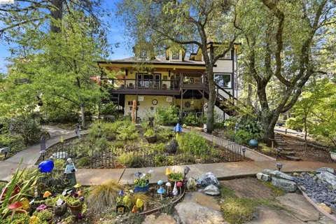 2360 Secret Ravine Trail