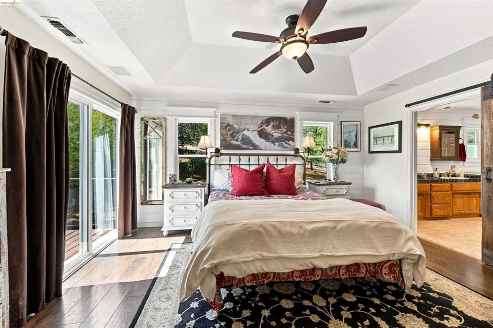 2360 Secret Ravine Trail Cool, CA 95614