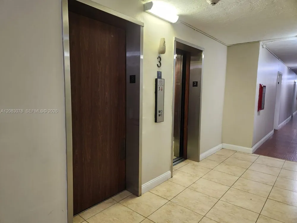 7300 NW 17th St #319 Plantation, FL 33313