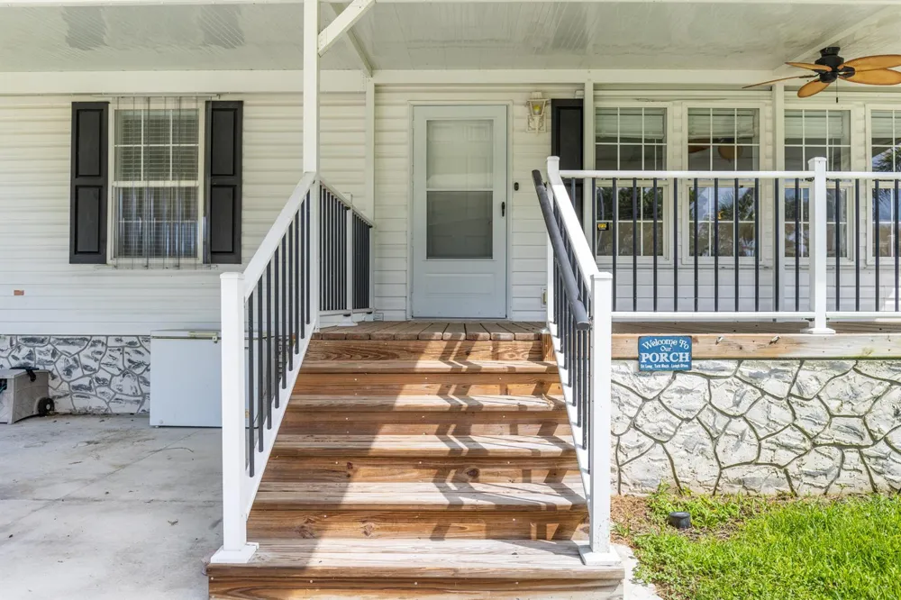 3207 SE 27TH STREET Okeechobee, FL 34974
