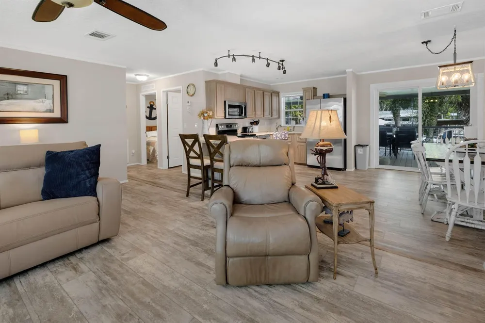 3207 SE 27TH STREET Okeechobee, FL 34974