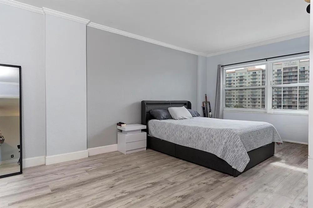 2900 NE 30th Street #Apt 8j Fort Lauderdale, FL 33306