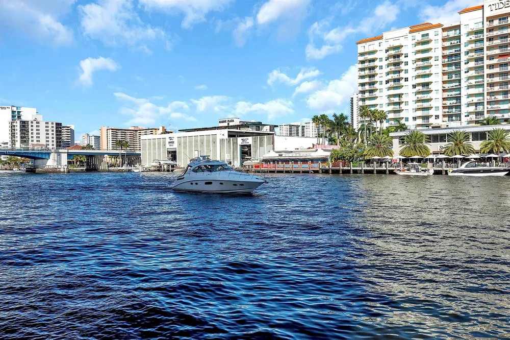 2900 NE 30th Street #Apt 8j Fort Lauderdale, FL 33306