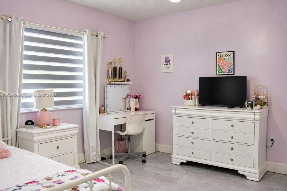 7001 W 35th Ave #290 Hialeah, FL 33018
