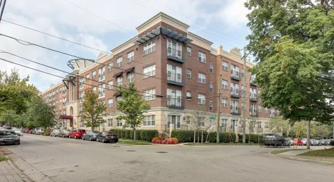 3000 Vanderbilt Pl #431