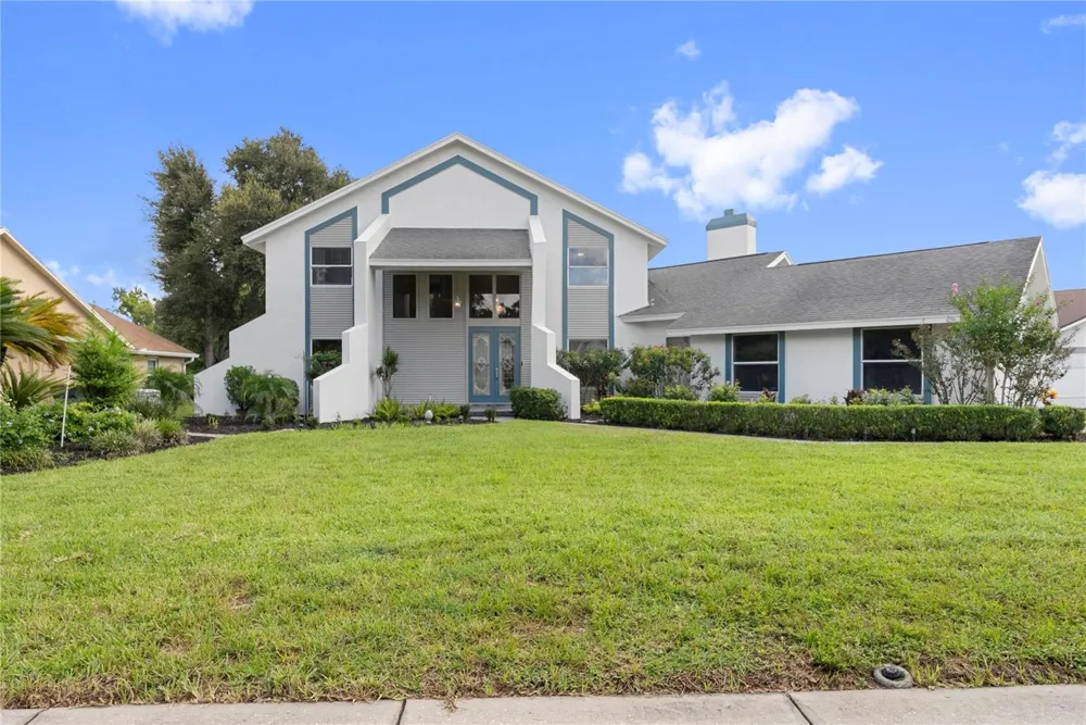 17919 CLEAR LAKE DRIVE Lutz, FL 33548