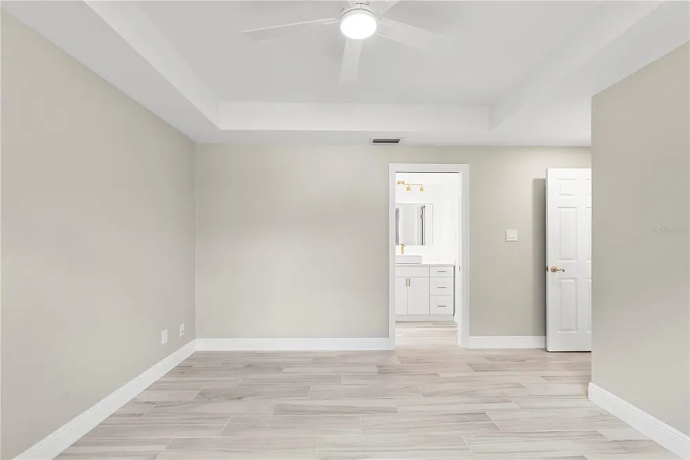 17919 CLEAR LAKE DRIVE Lutz, FL 33548