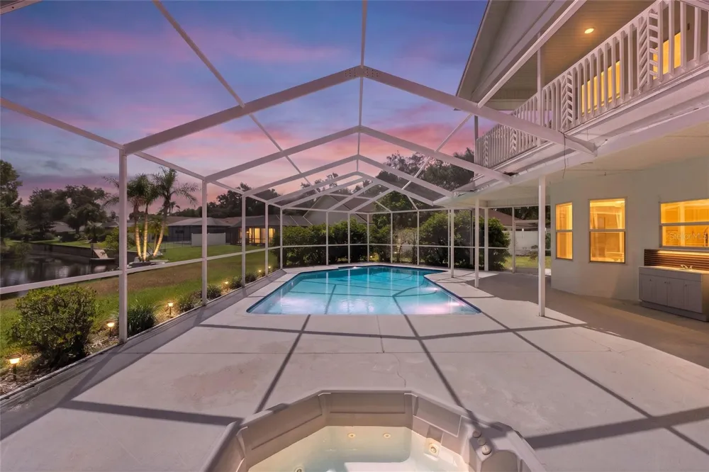 17919 CLEAR LAKE DRIVE Lutz, FL 33548