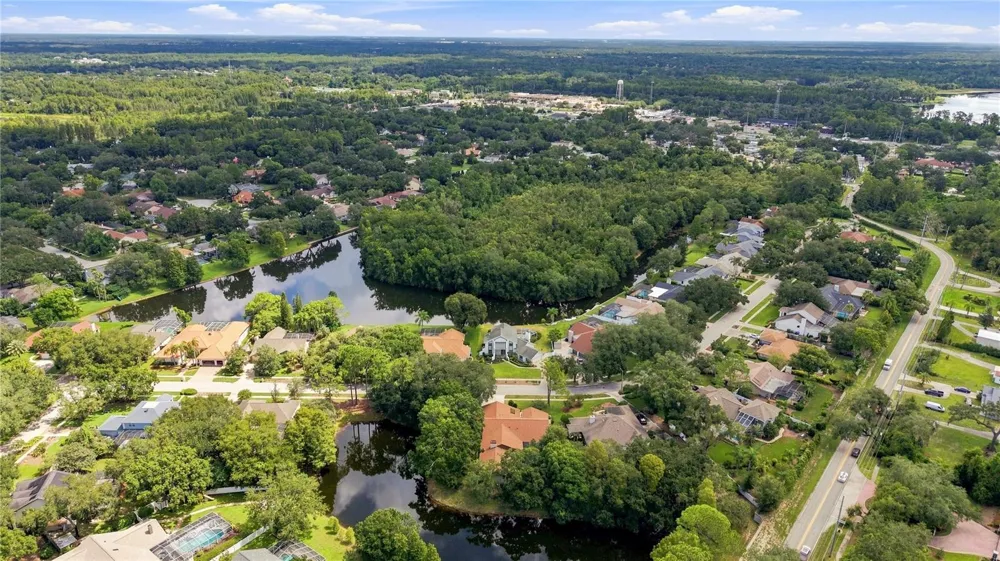 17919 CLEAR LAKE DRIVE Lutz, FL 33548