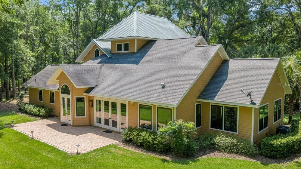 19505 NW 184TH TERRACE High Springs, FL 32643