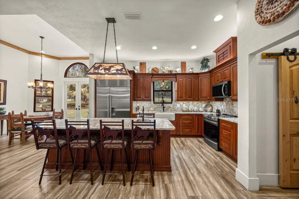 19505 NW 184TH TERRACE High Springs, FL 32643