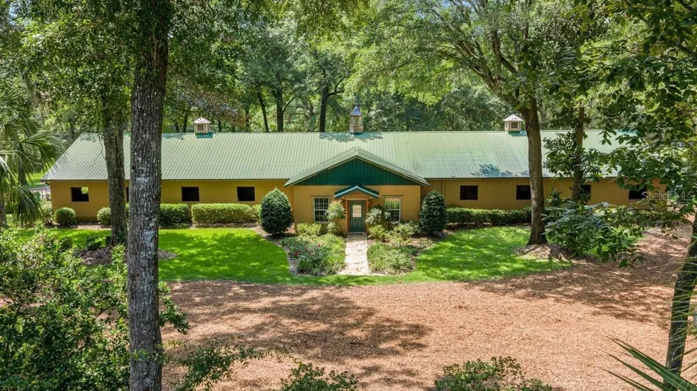 19505 NW 184TH TERRACE High Springs, FL 32643