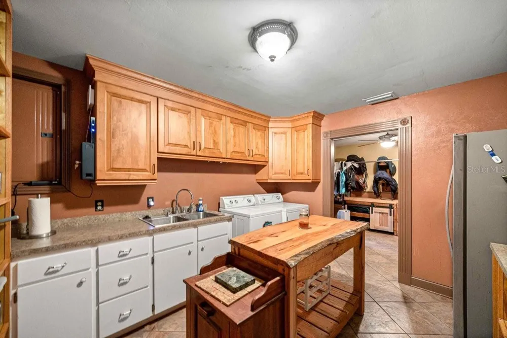 19505 NW 184TH TERRACE High Springs, FL 32643