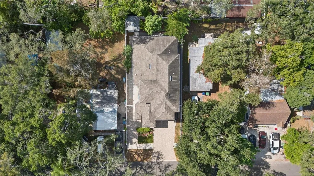 8914 LYNN AVENUE Tampa, FL 33604