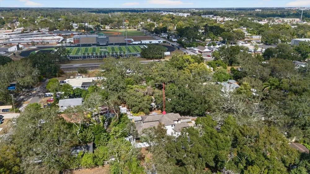 8914 LYNN AVENUE Tampa, FL 33604