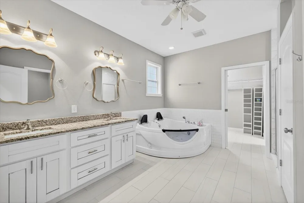 8914 LYNN AVENUE Tampa, FL 33604