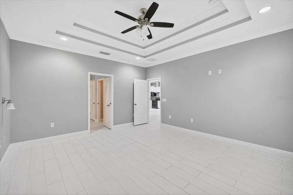 8914 LYNN AVENUE Tampa, FL 33604