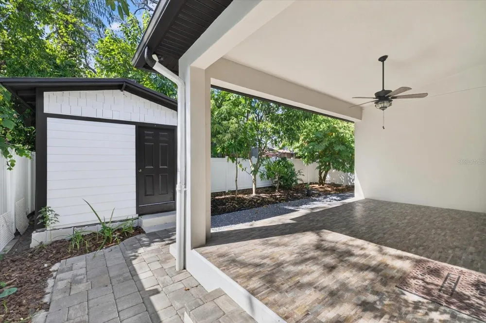 8914 LYNN AVENUE Tampa, FL 33604