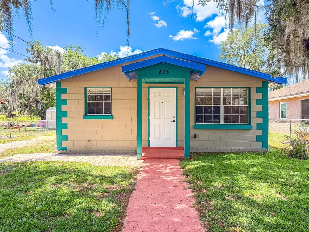 225 W NORTHSIDE DRIVE Lake Wales, FL 33853