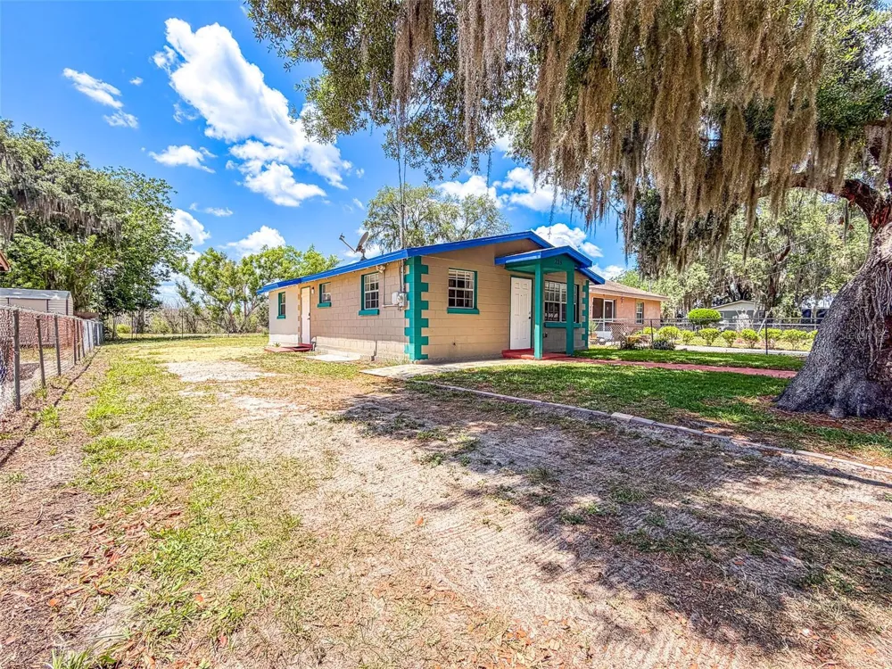225 W NORTHSIDE DRIVE Lake Wales, FL 33853