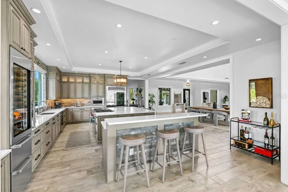 9226 CHARLES E LIMPUS ROAD Orlando, FL 32836