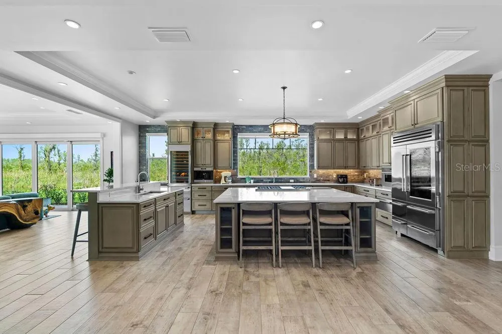 9226 CHARLES E LIMPUS ROAD Orlando, FL 32836