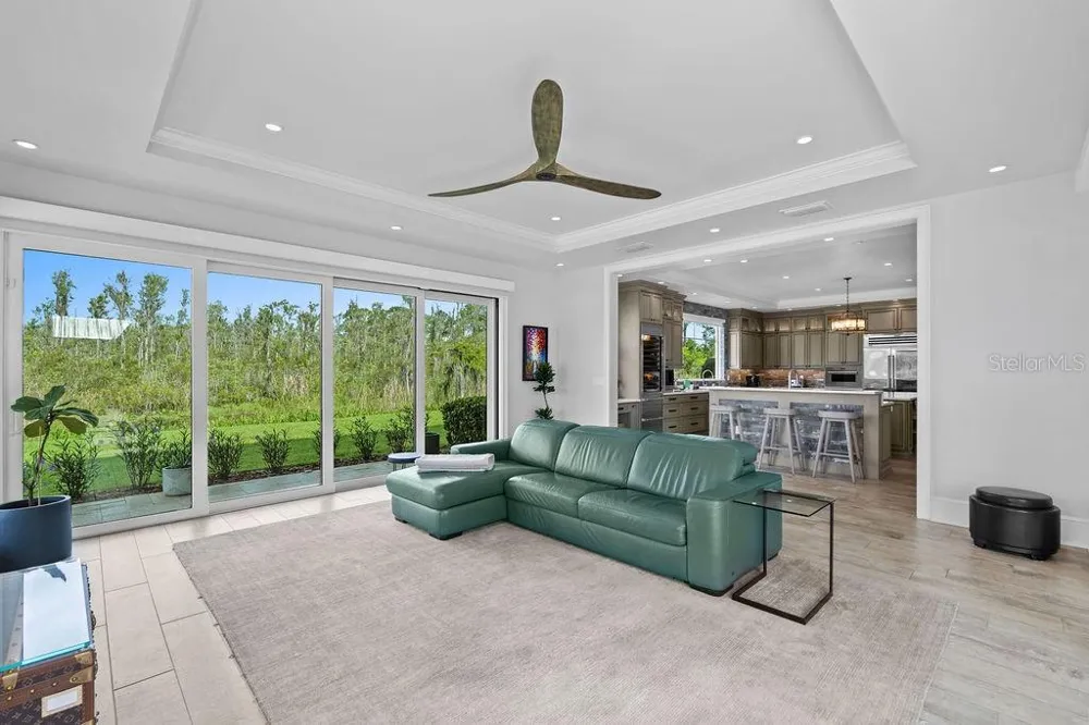 9226 CHARLES E LIMPUS ROAD Orlando, FL 32836
