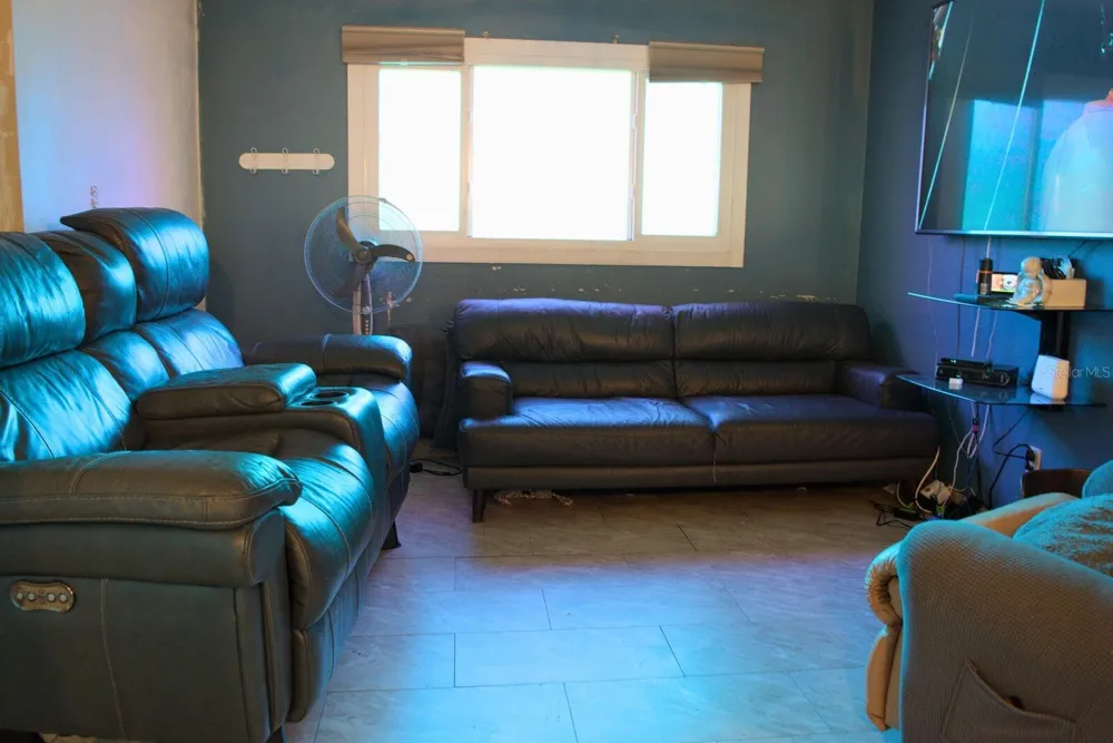 10607 FERNANDO STREET Orlando, FL 32825