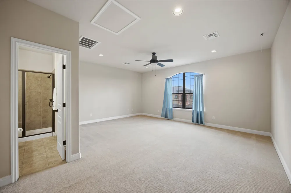 4332 Teravista Club Drive #9 Round Rock, TX 78665