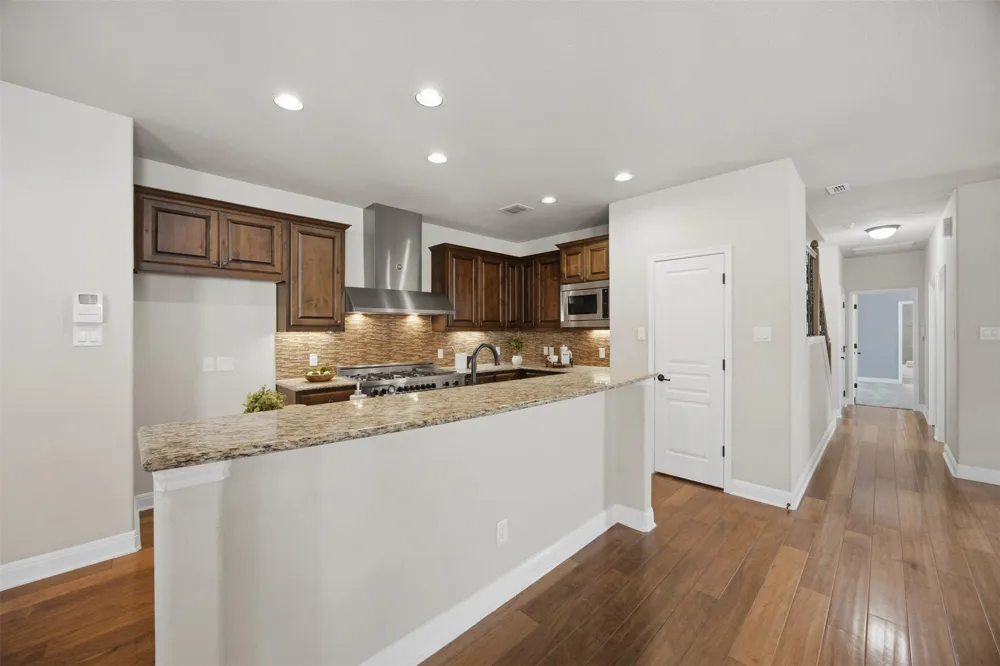 4332 Teravista Club Drive #9 Round Rock, TX 78665