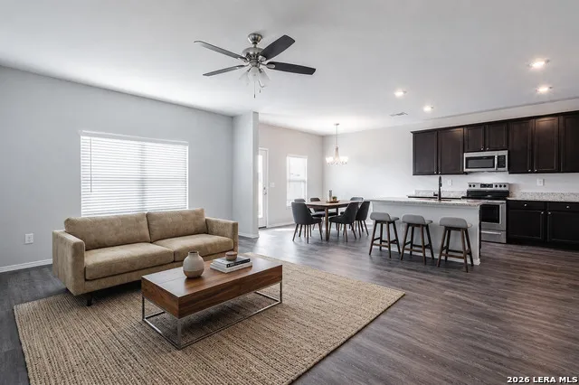 3424 SKY PL Seguin, TX 78155