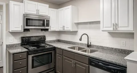 7100 Roswell Road #40007