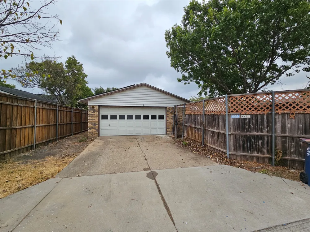 5717 Terry Street The Colony, TX 75056