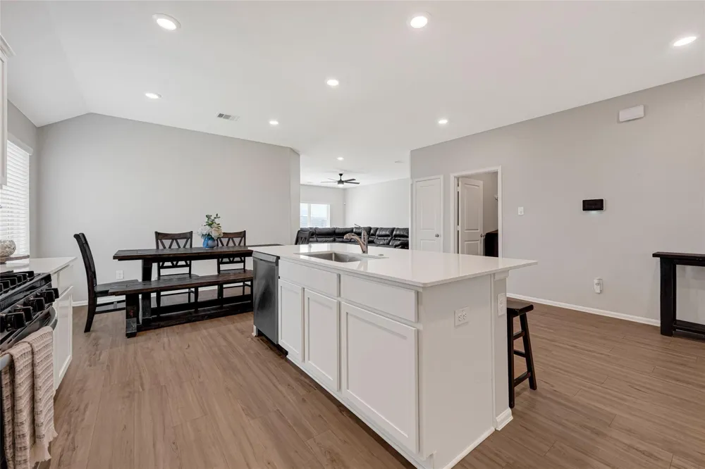 9830 Kingston Liberty Lane Baytown, TX 77521