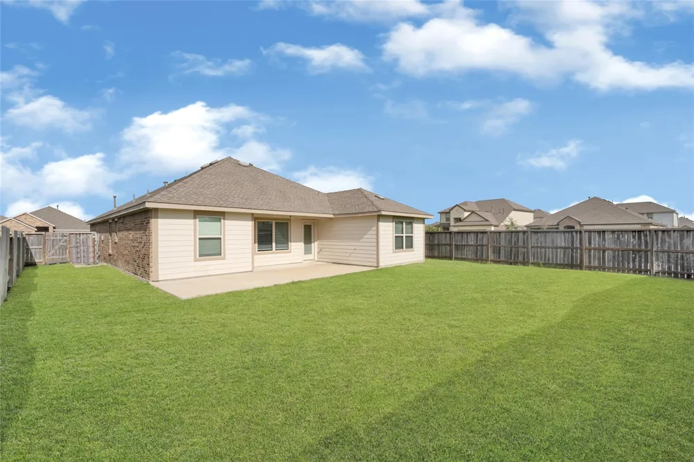 9830 Kingston Liberty Lane Baytown, TX 77521