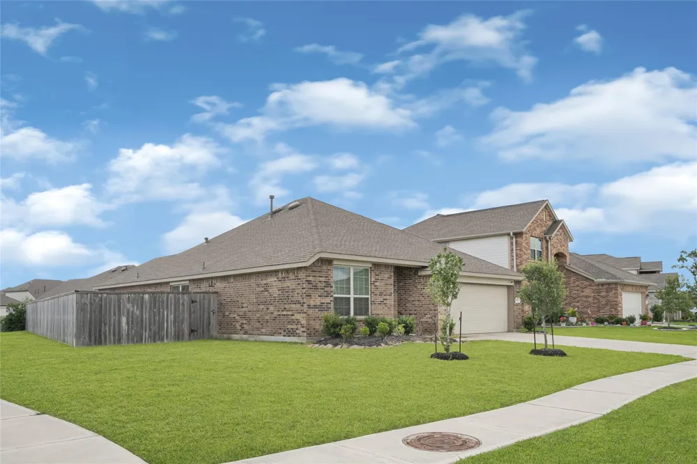 9830 Kingston Liberty Lane Baytown, TX 77521